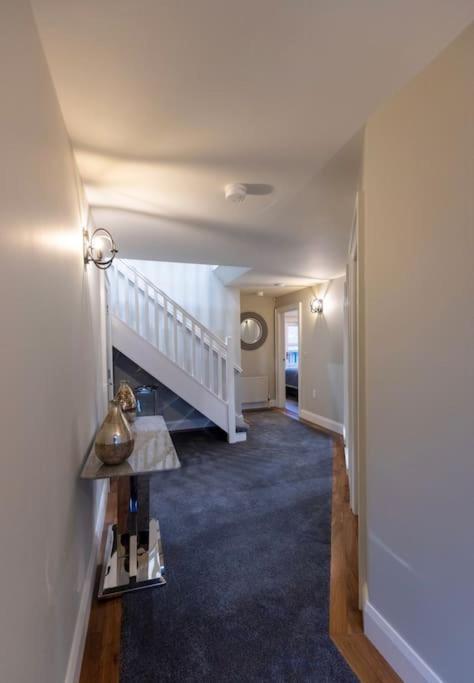 Luxury Town Centre Apartment Cookstown Luaran gambar